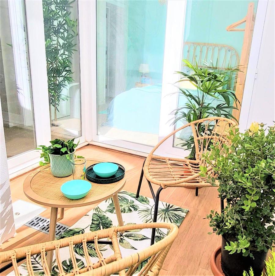 The Shore At Seaside Paradise - Cozy Patio On The Promenade Espinho  Eksteriør bilde